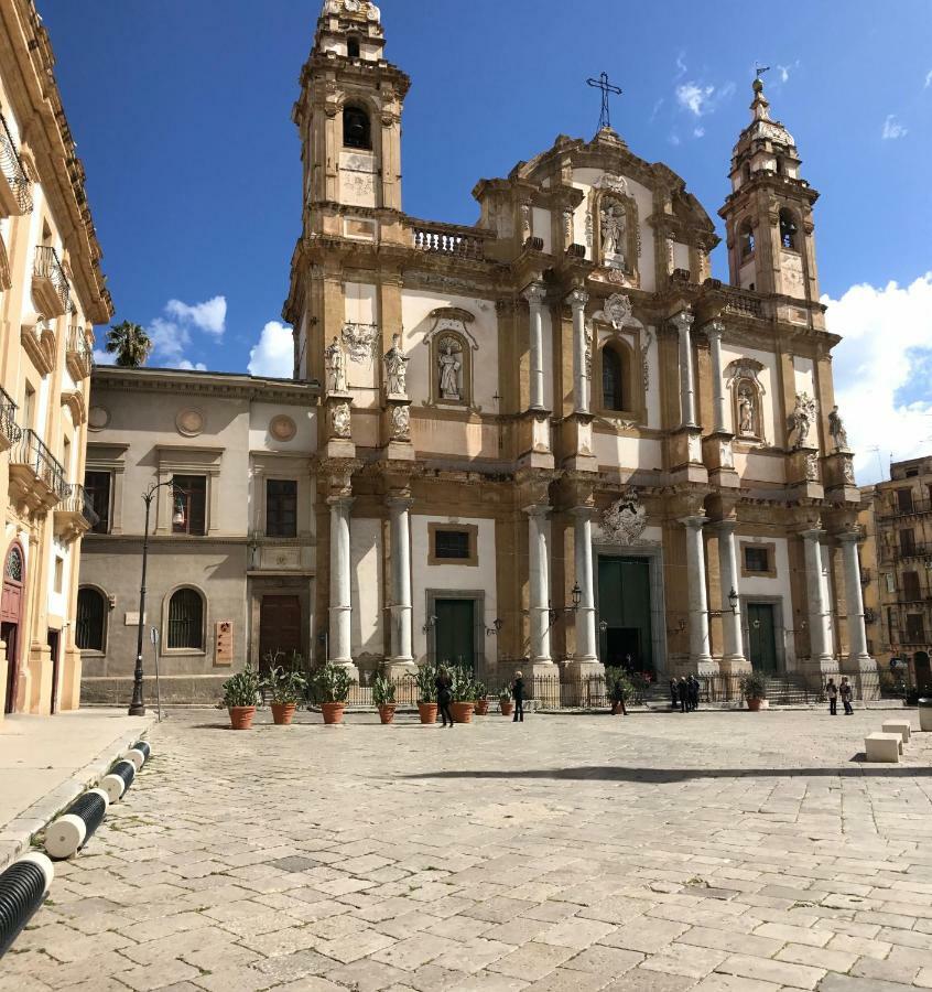 Appartamento San Domenico Palermo Luaran gambar