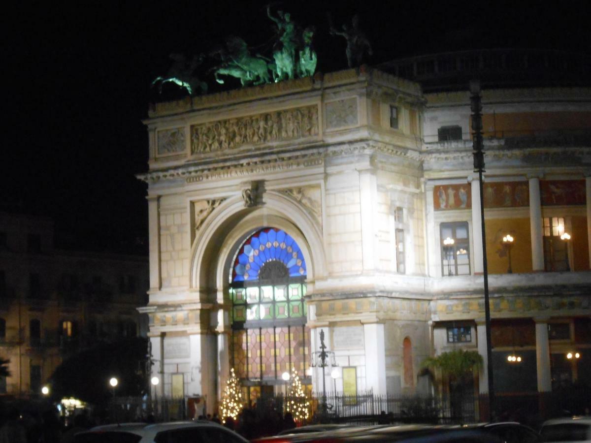 Appartamento San Domenico Palermo Luaran gambar