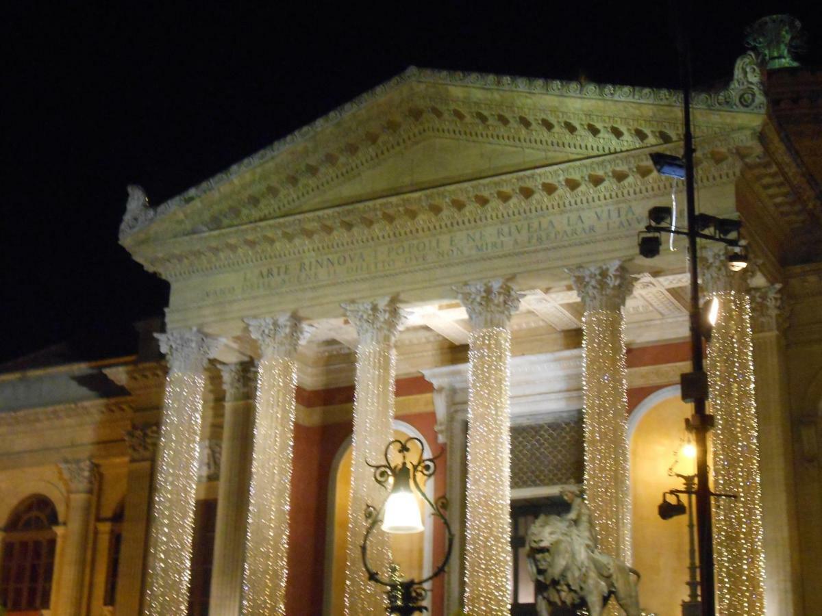 Appartamento San Domenico Palermo Luaran gambar
