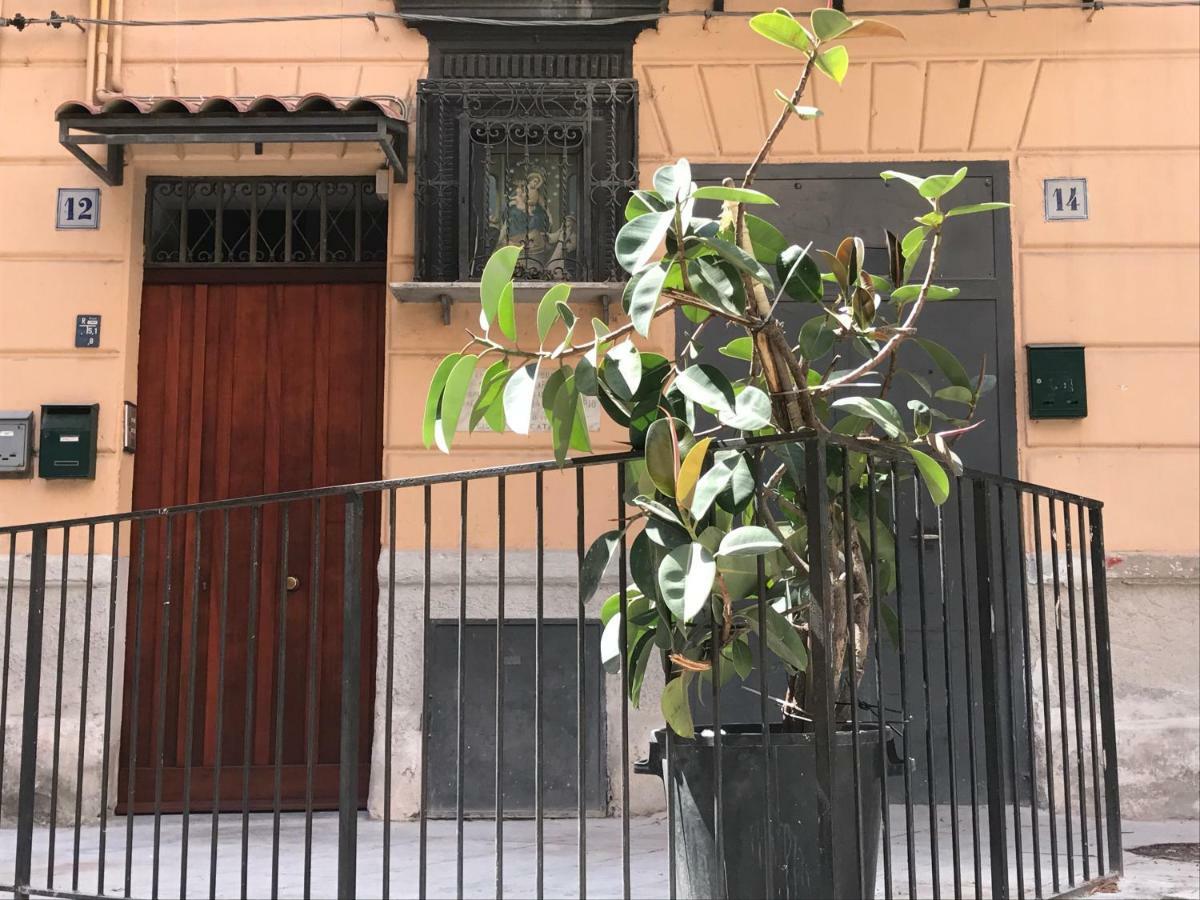 Appartamento San Domenico Palermo Luaran gambar